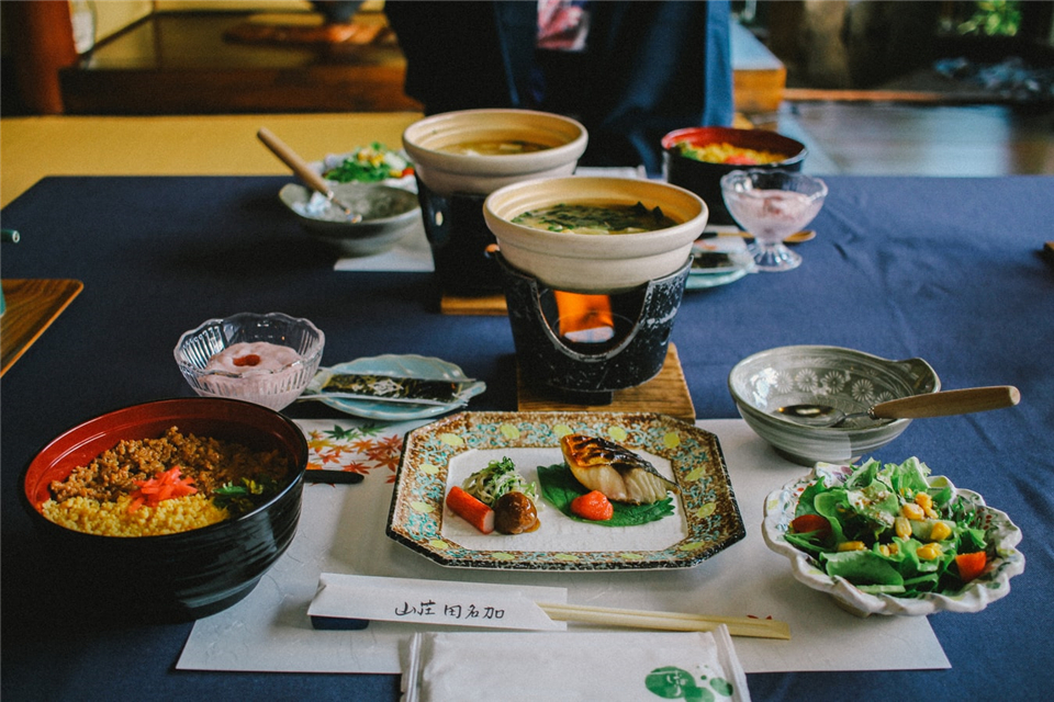 整木定制餐廳設計，感受有顏有味的生活藝術(shù)(圖1)